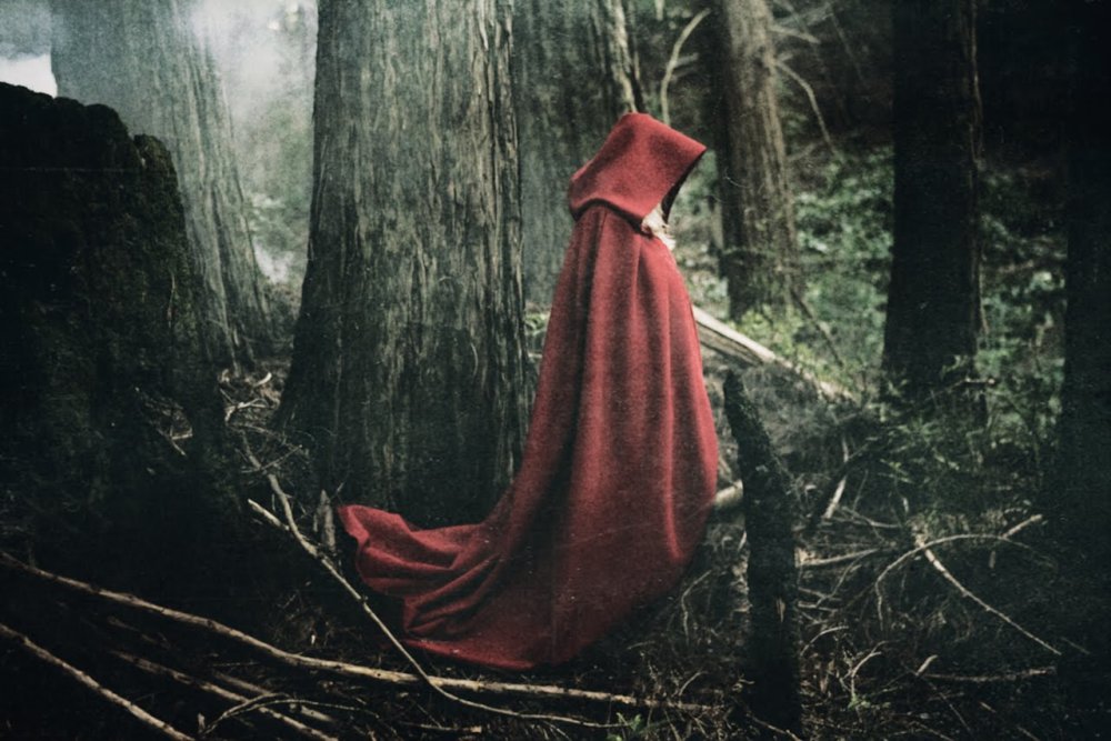 Силуэт монаха