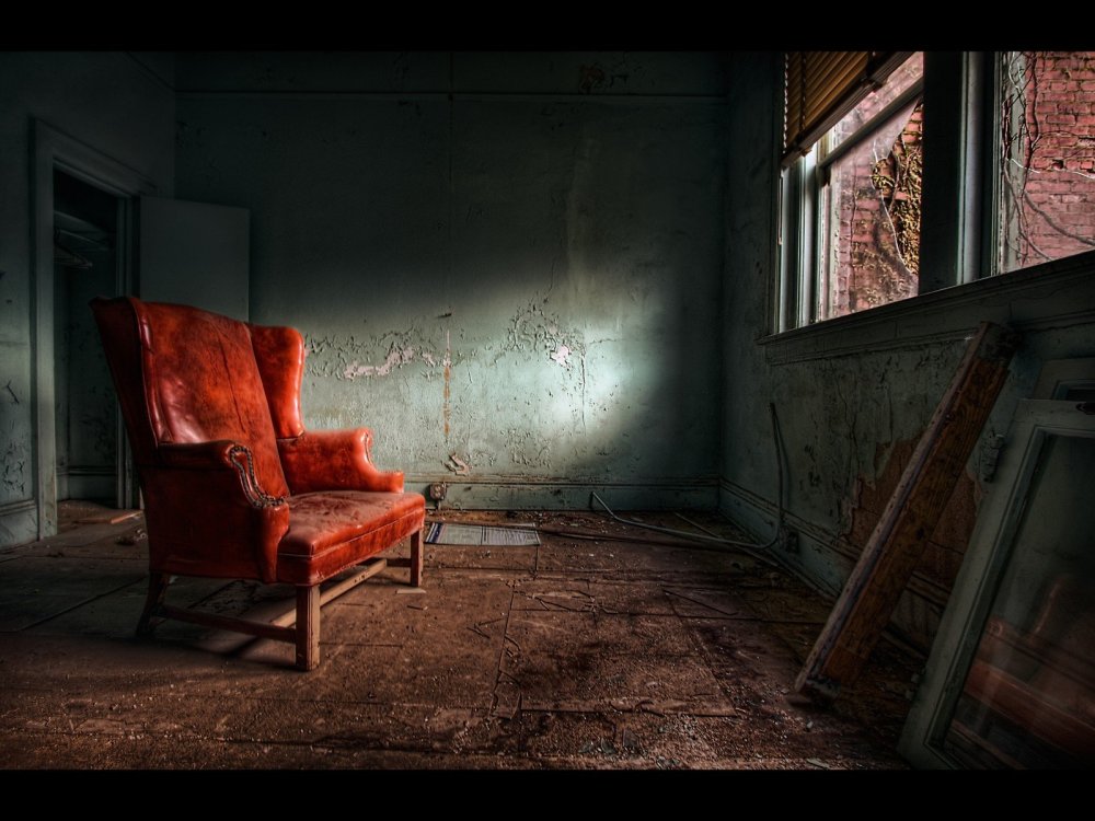 Кресло в комнату