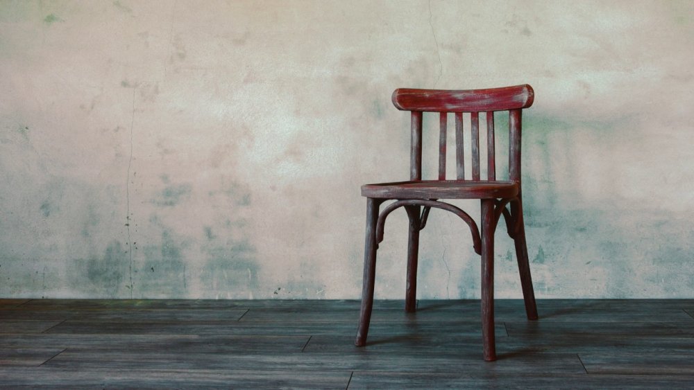 Скрипучий стул