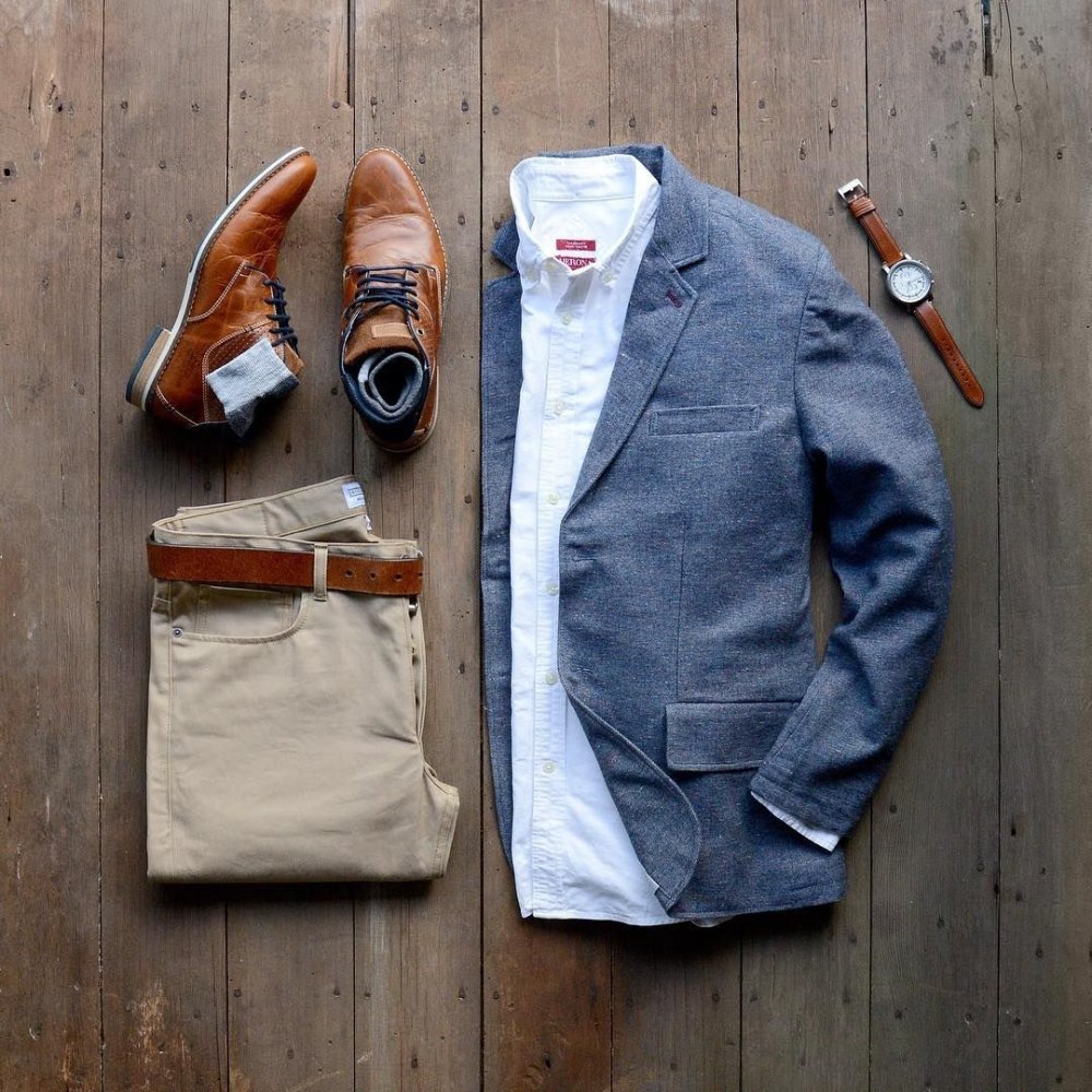 Мужская рубашка на кнопках