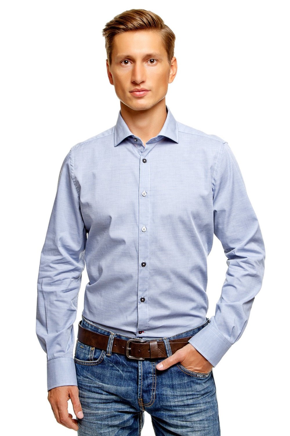 Человек в рубашке