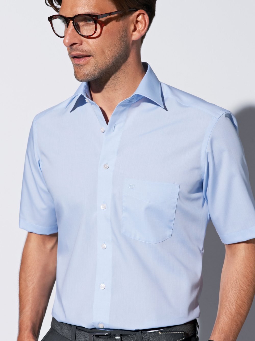 Хью Джекман в рубашке