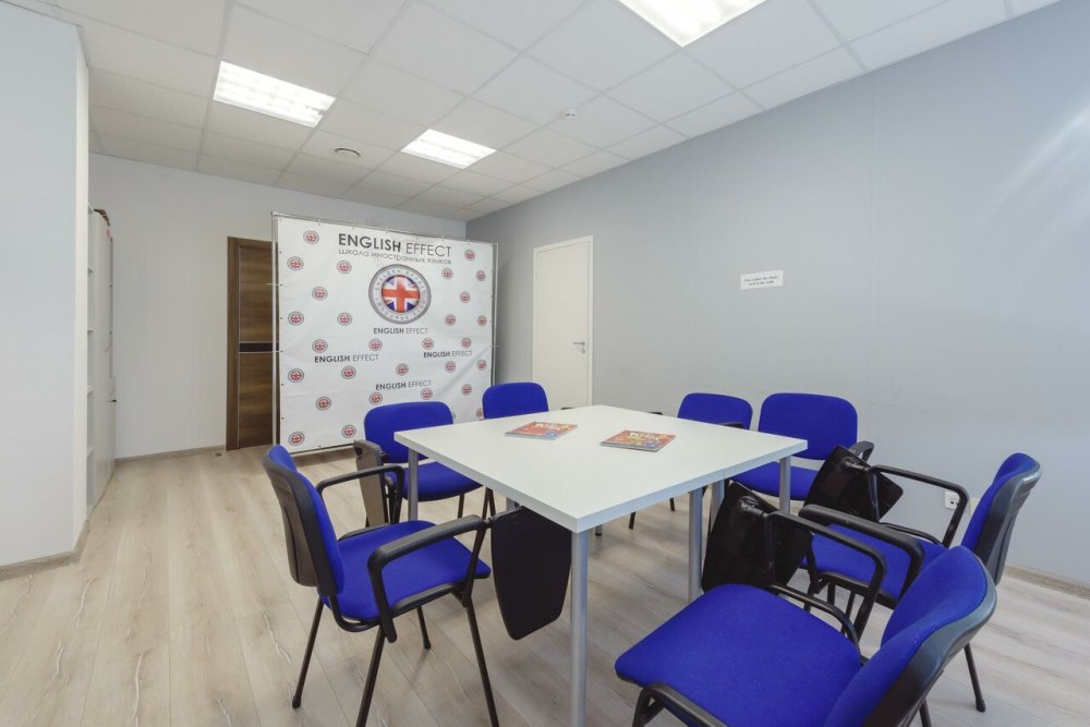 Стена в стиле Лондон