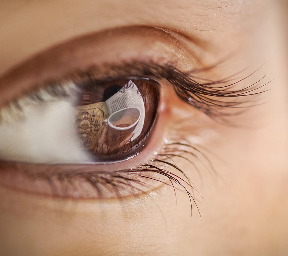 Глаз со слезой