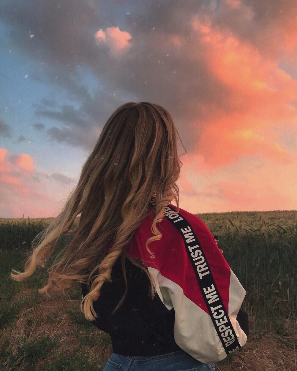 Густые русые волосы