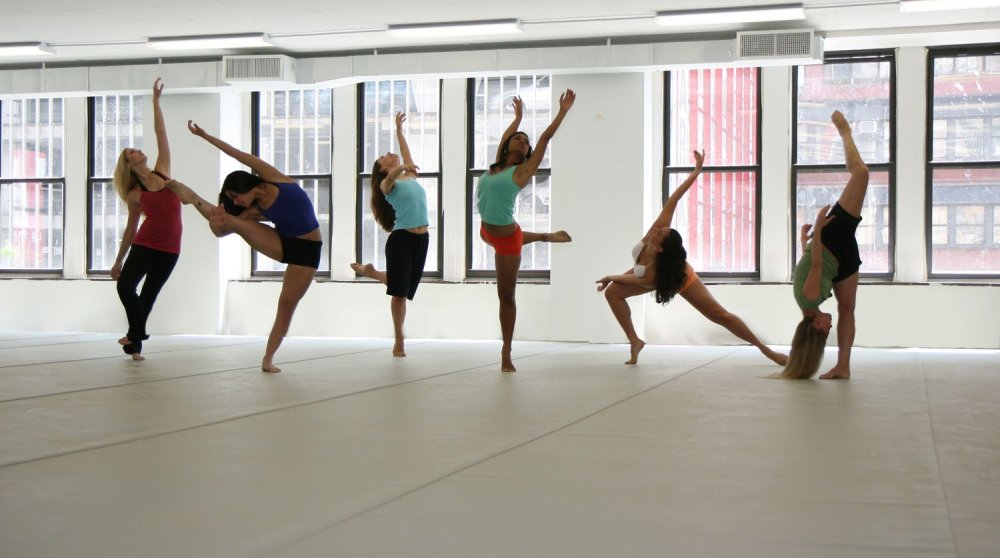 Школа танцев Бродвей