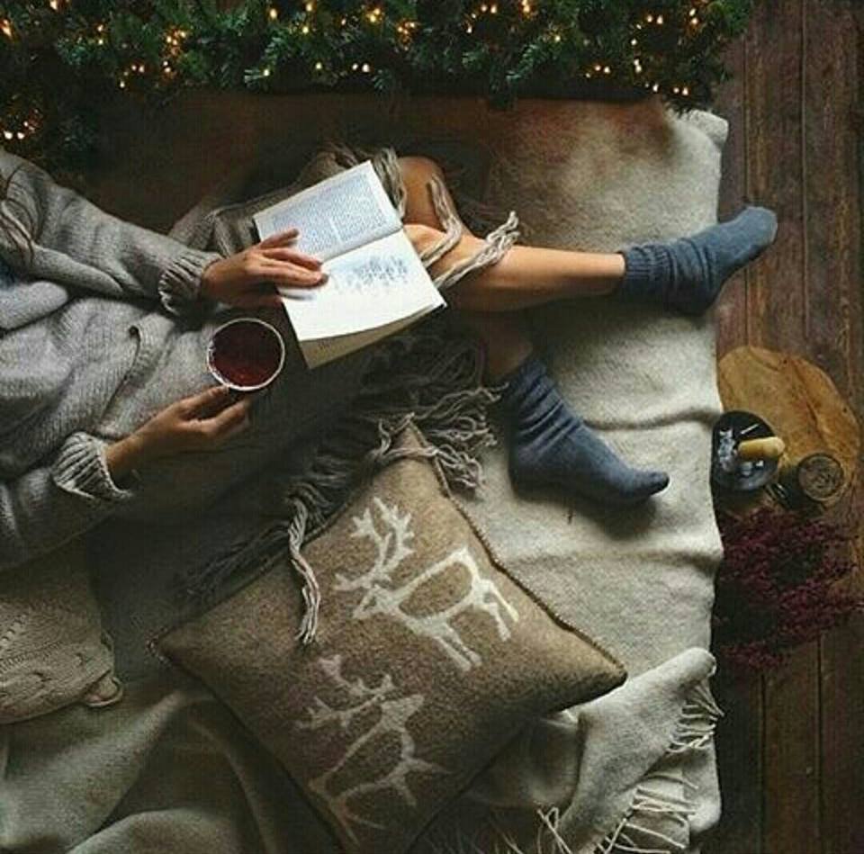 Уютный вечер с книгой