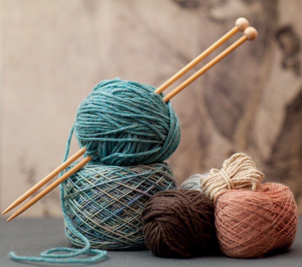 Пряжа и крючок вектор