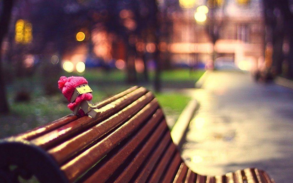 Романтичная скамейка