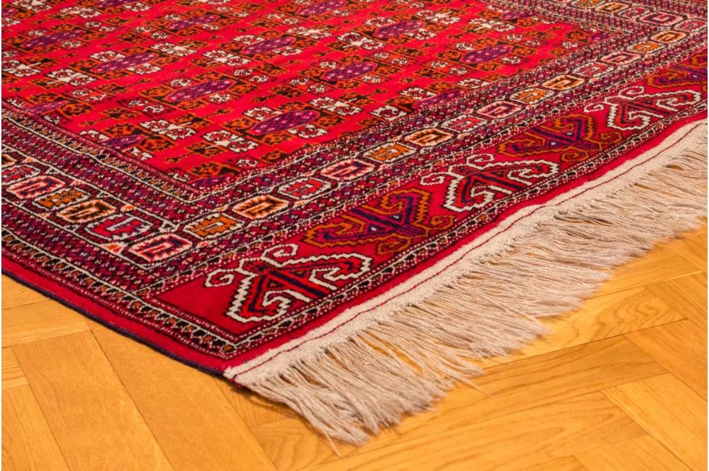 Туркменский ковер в интерьере