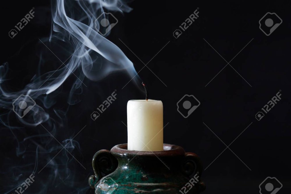 Дым от потухшей свечи Эстетика