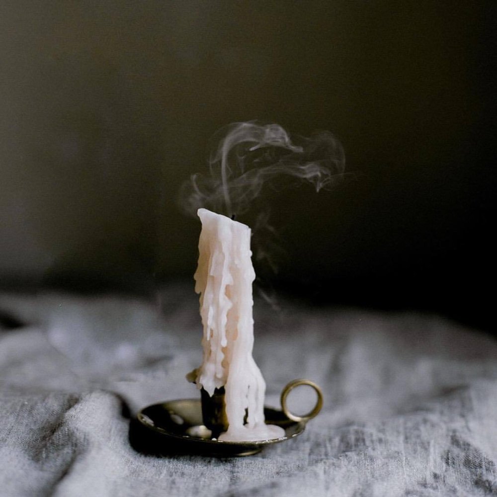 Затухшая свеча