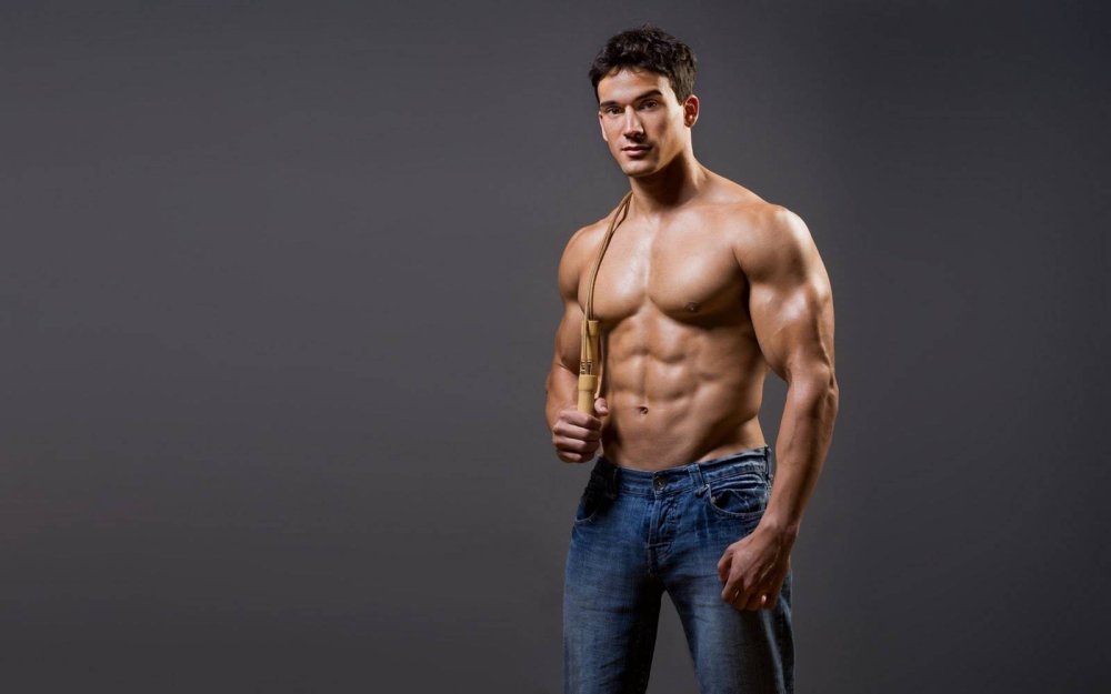 Парень на белом фоне