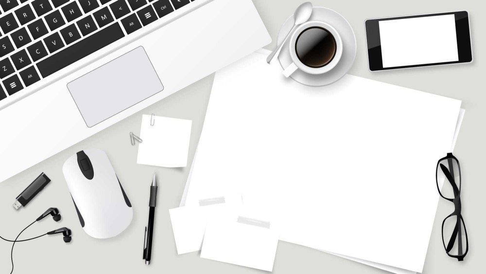 Рабочий стол вид сверху на белом фоне