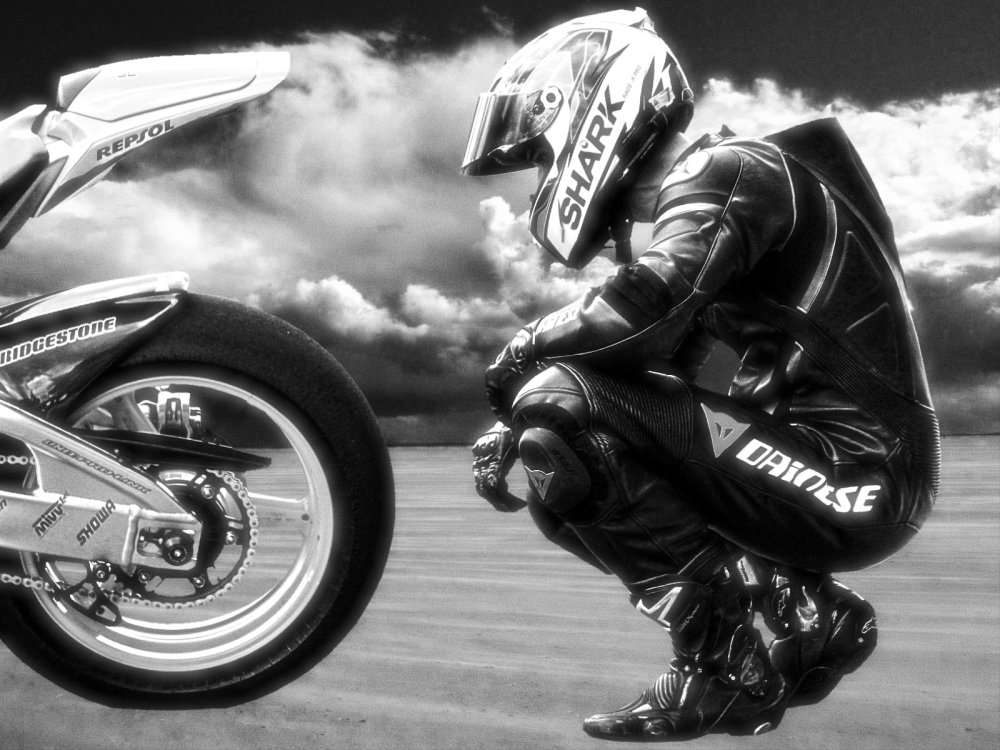 Мотоциклы на аватарку (79 фото)