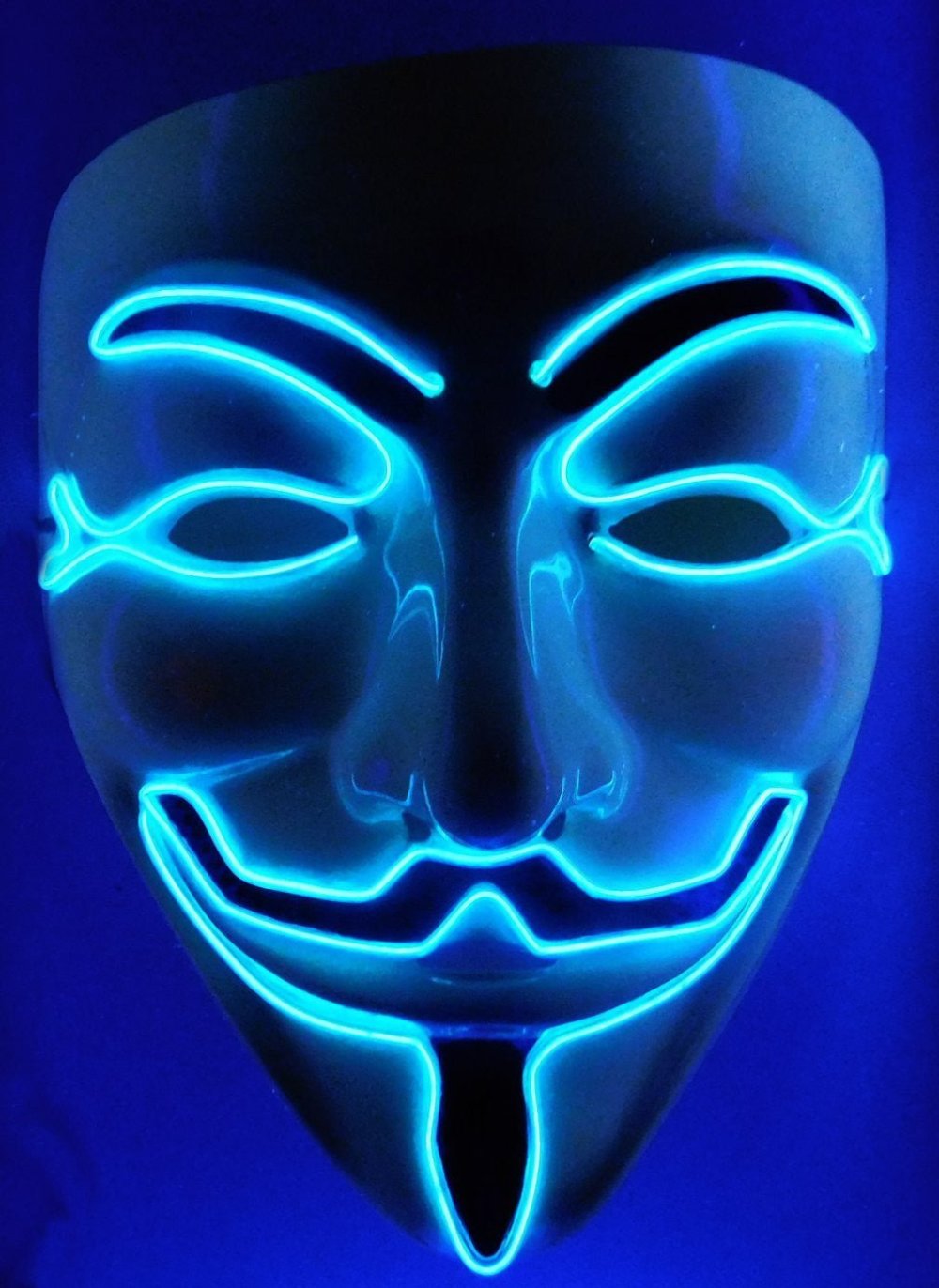 Красная маска синяя маска. Анонимус маска неон. Анонимус неон Маск Маск. Нионановая маска Анонимуса. Анонимус неон ава.