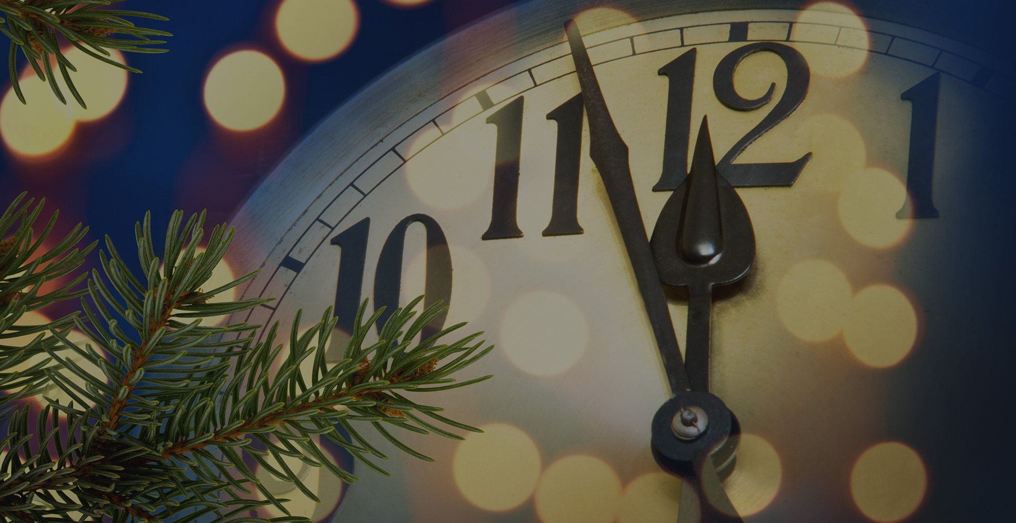 Картинка часы 12. Часы новогодние. Новый год часы. Новогодние куранты. Новогодний фон с часами.