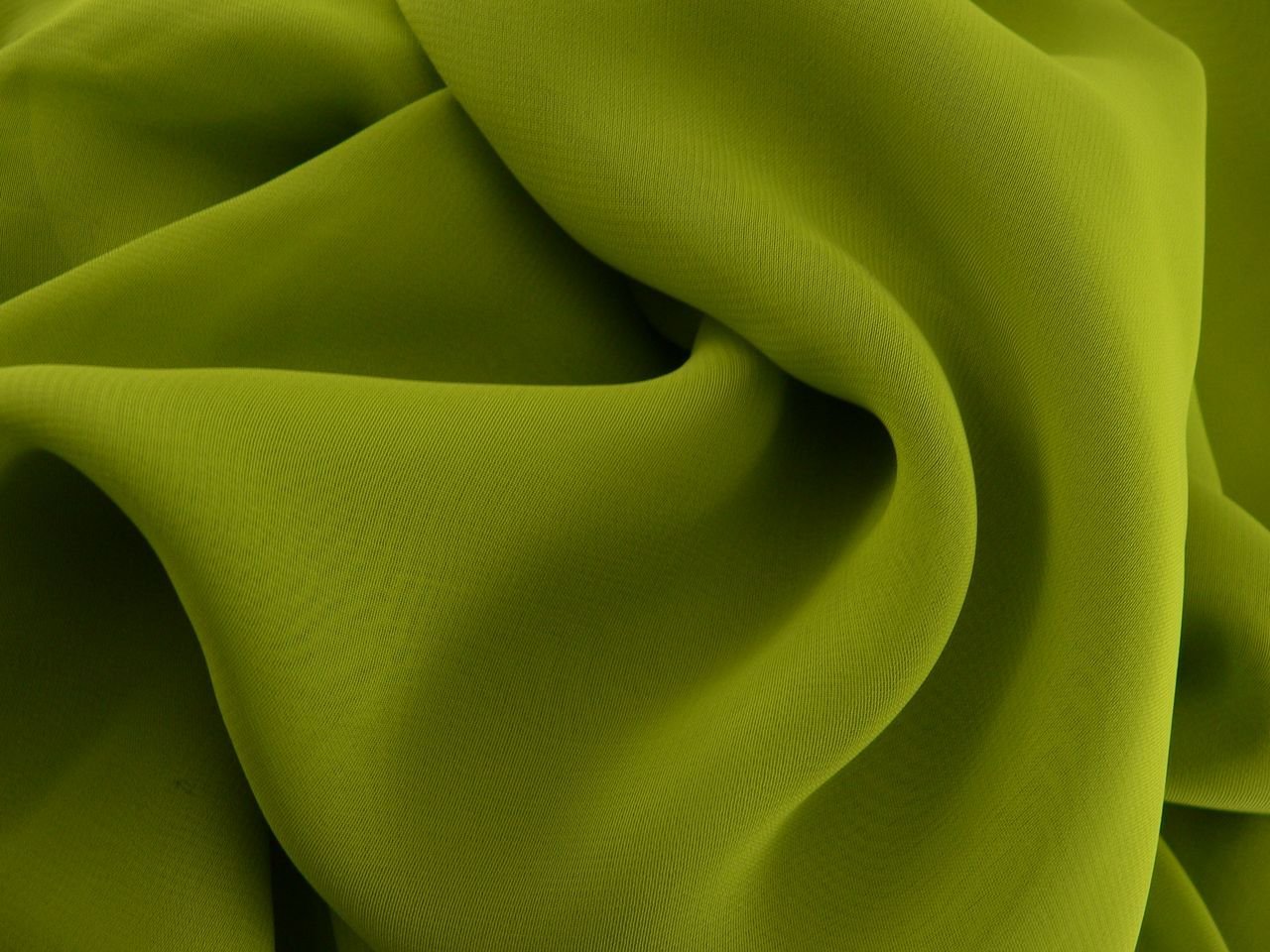 Ткань зеленая с цветами. Зеленая ткань. Шифон зеленый. Салатовая ткань. Зеленый шелк.