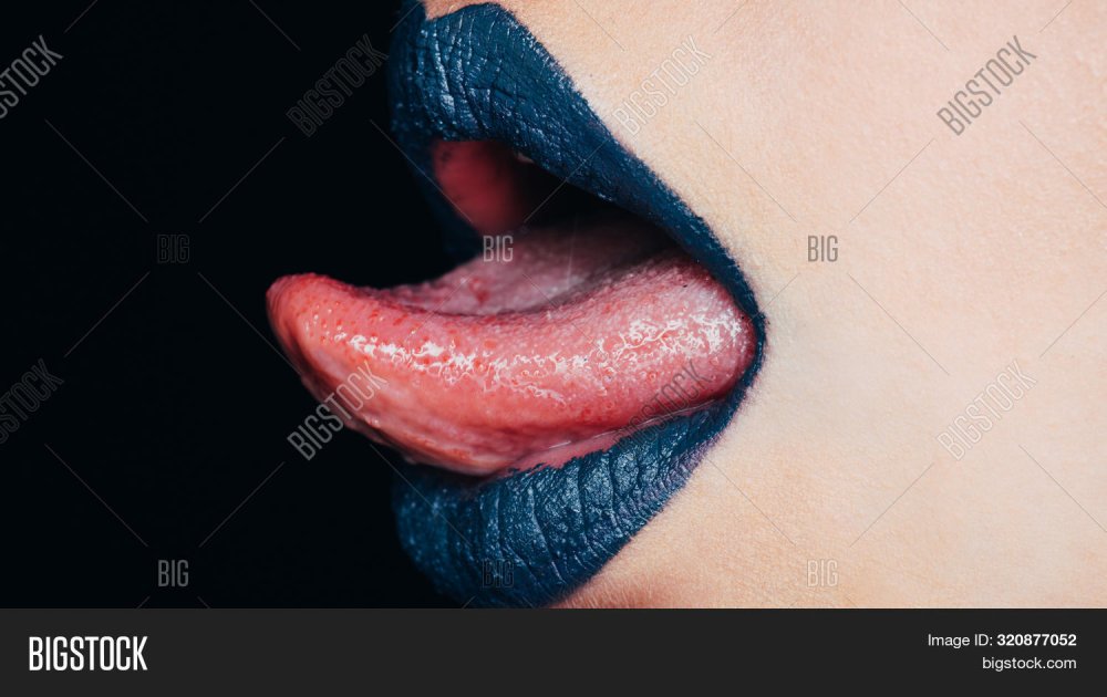 Губы с языком стиле поп арт
