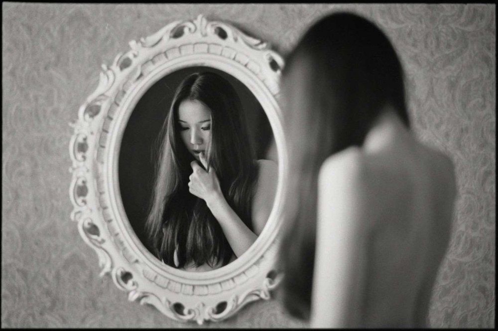 Фотопортрет с зеркалом