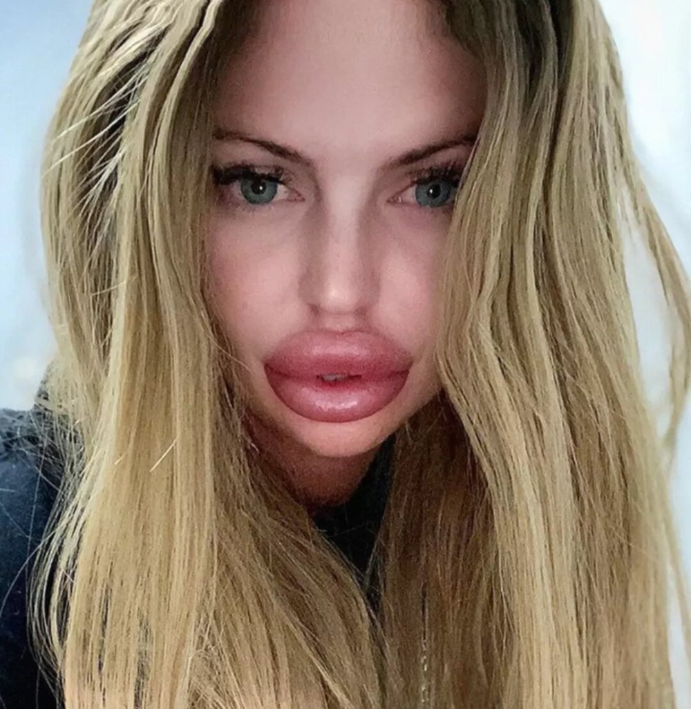 Lime Crime wet Cherry Sour Cherry