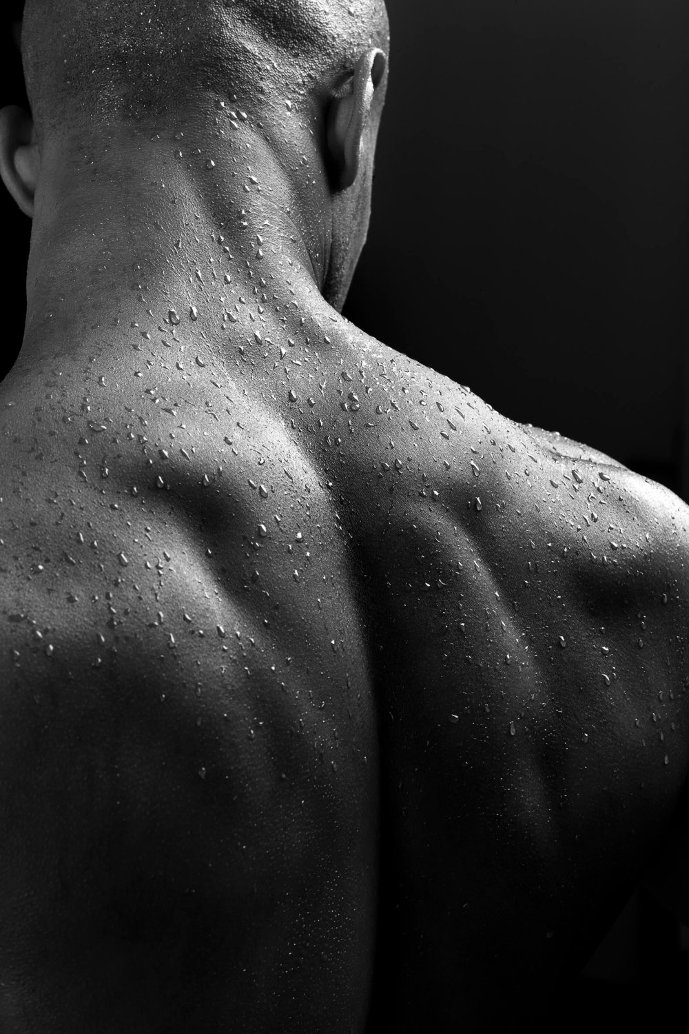 Мужская спина