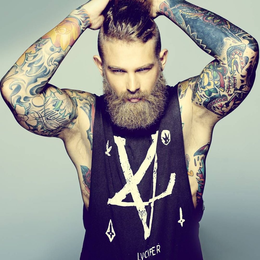 Джош Марио Джон брутальный