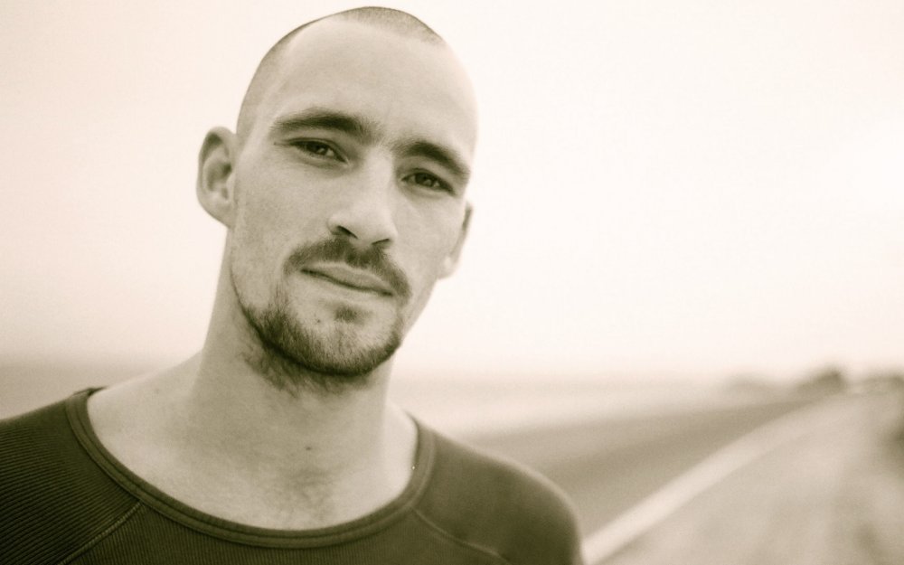 Лысые парни с бородой красивые