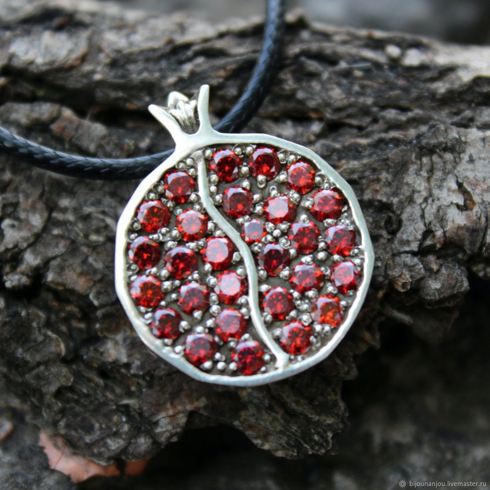 Гранат серебро с гранатом Ереван