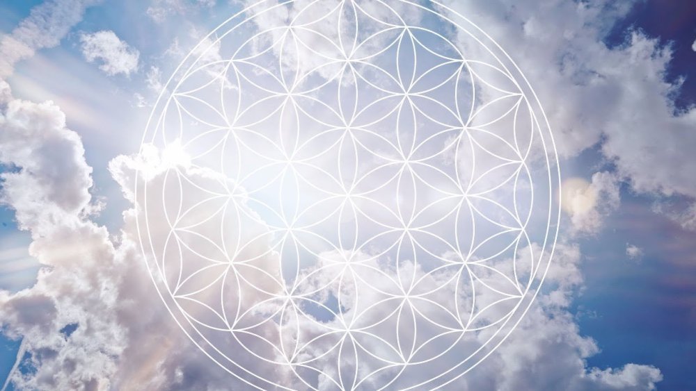 Цветок жизни в небе
