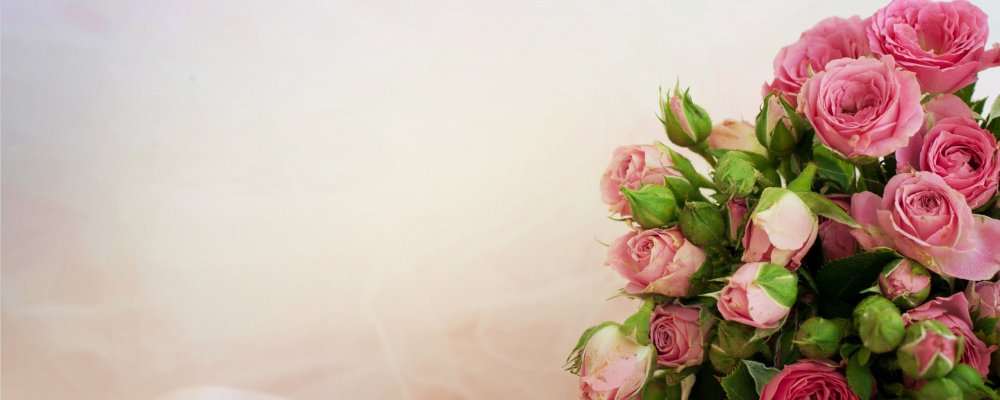 Фон с цветами для поздравления с днем рождения