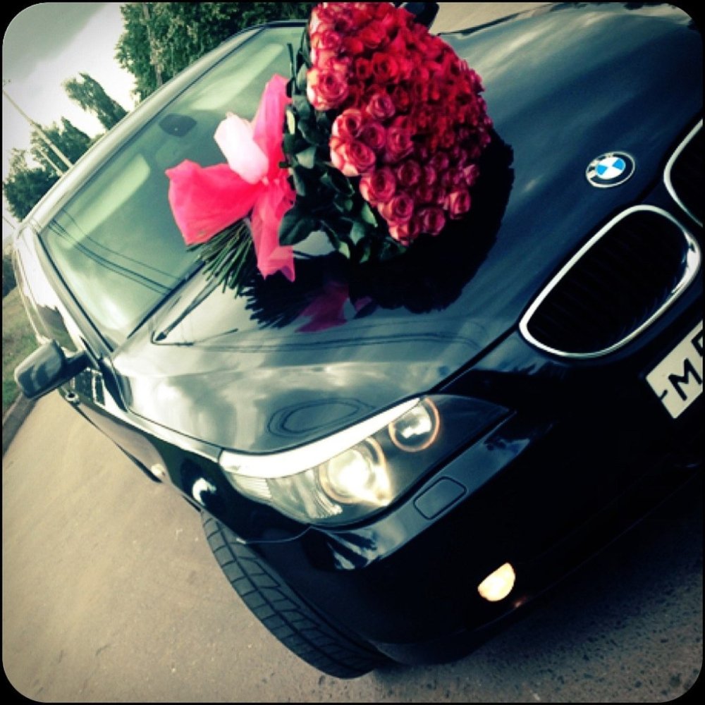 БМВ С цветами