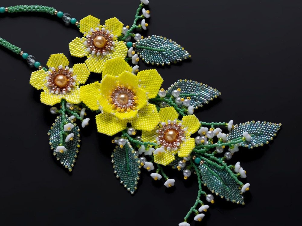 Бисерные украшения Казари Сакуиро