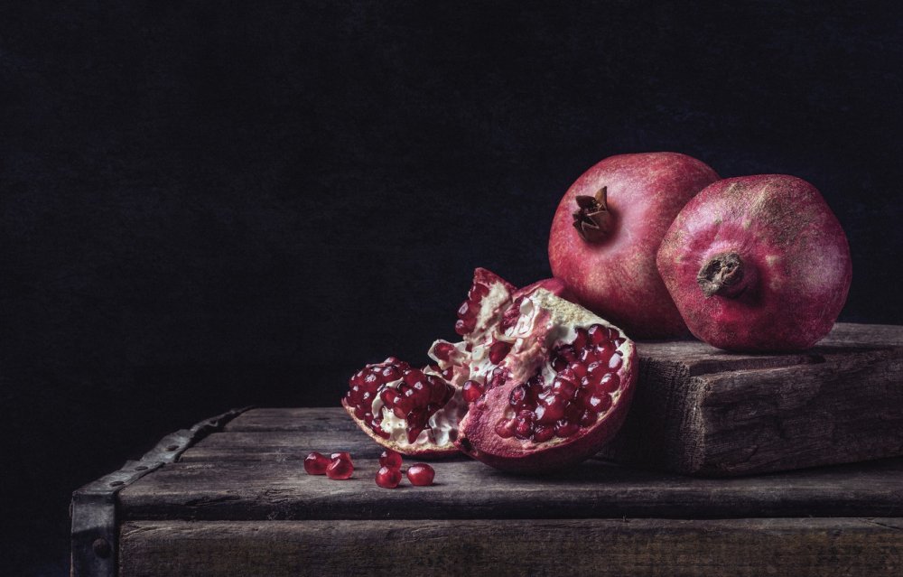 Гранатовый натюрморт
