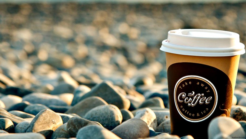 Кофе в стакане море