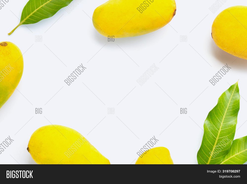 Манго на Светлом фоне