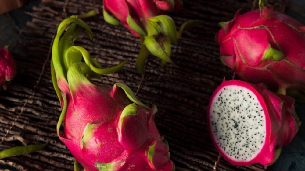 Драгон фрукт обои вертикально