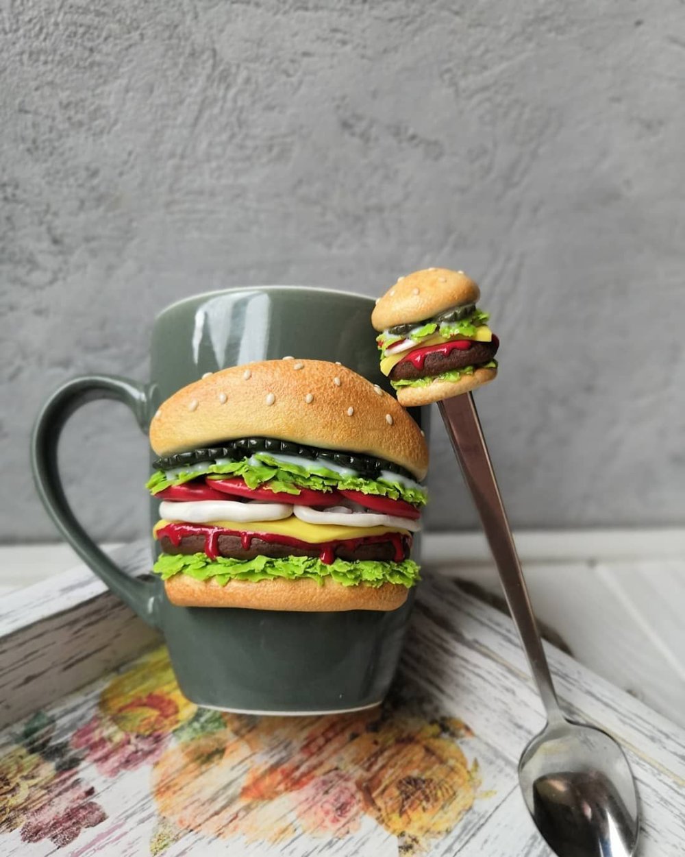 Гамбургер из полимерной глины