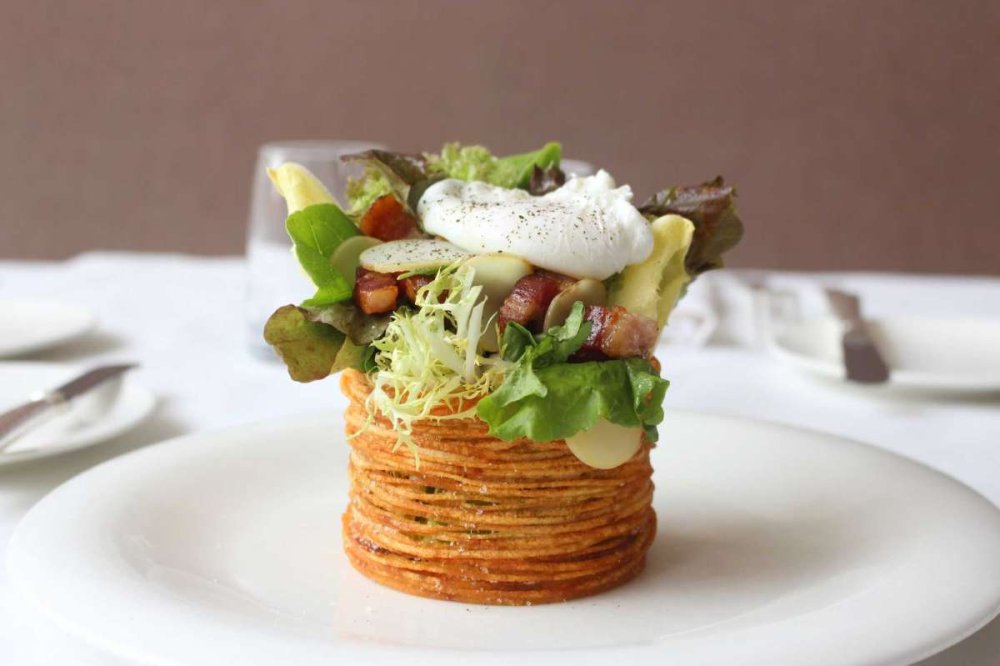 Подача салатов в ресторанах Мишлен