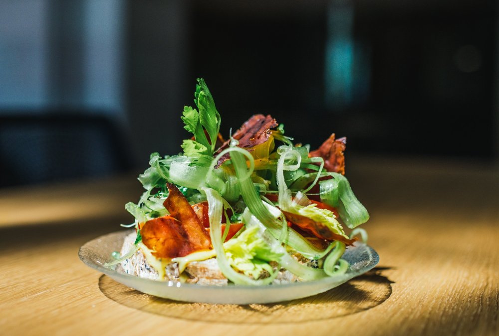 Красивая подача салатов