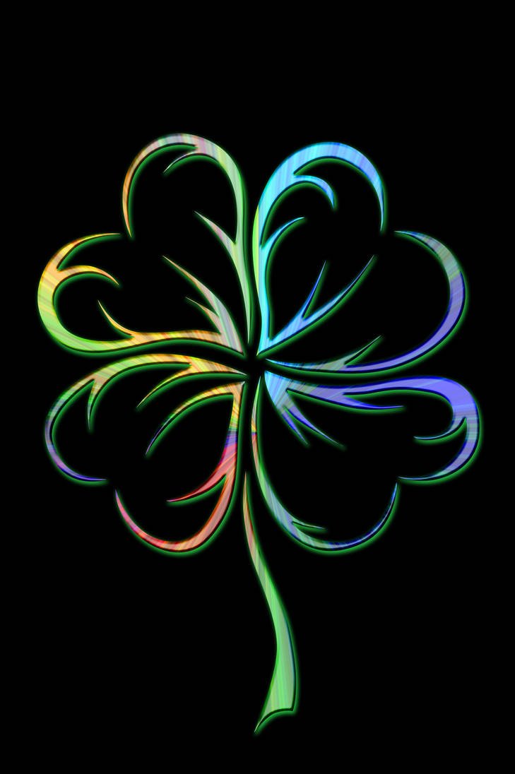 Четырехлистный Клевер на черном фоне