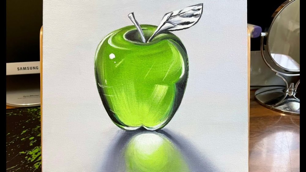 Стеклянное яблоко с юдзу