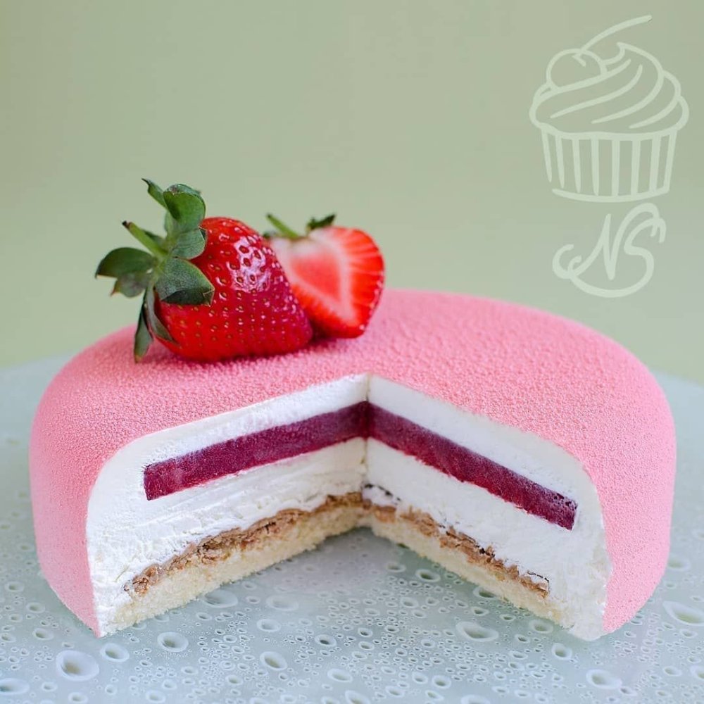 Муссовый торт с конфи