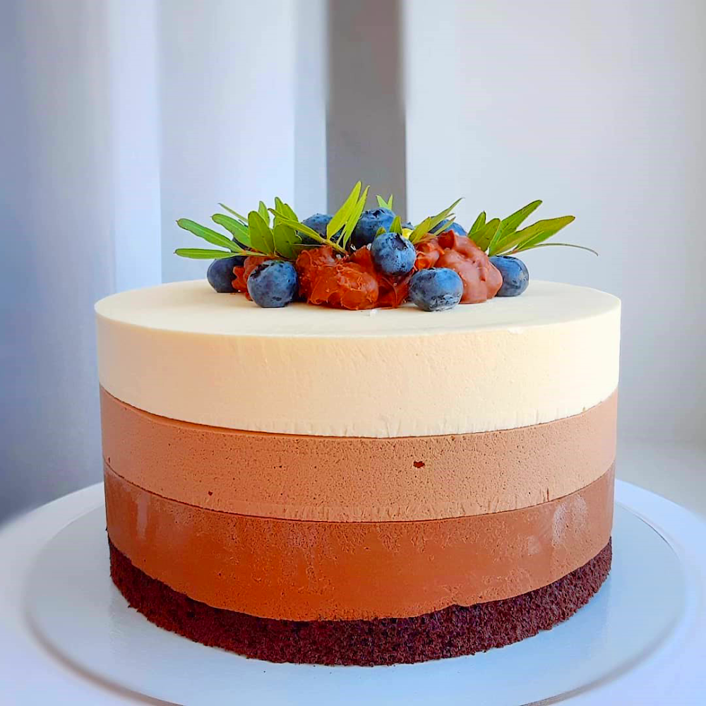 Три шиколада мусовыц тор