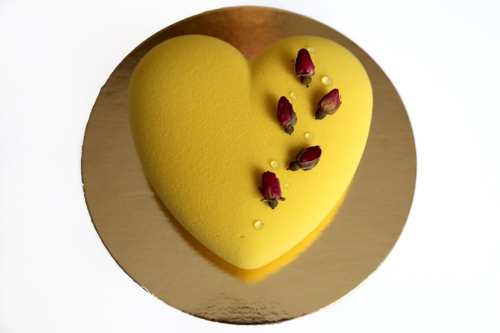 Муссовый торт сердце велюр