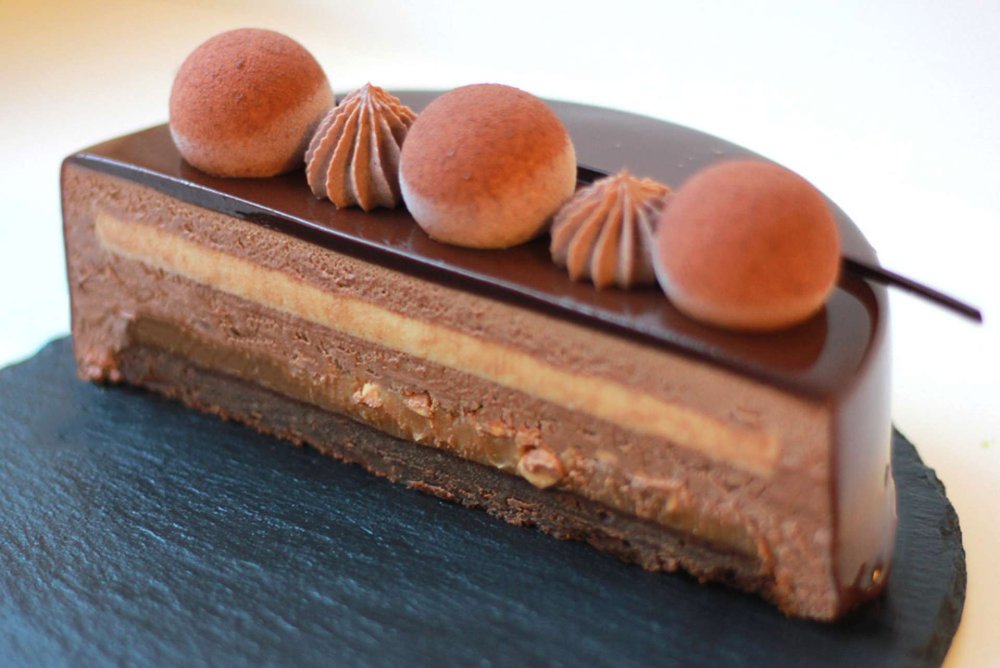 Муссовый торт Сникерс