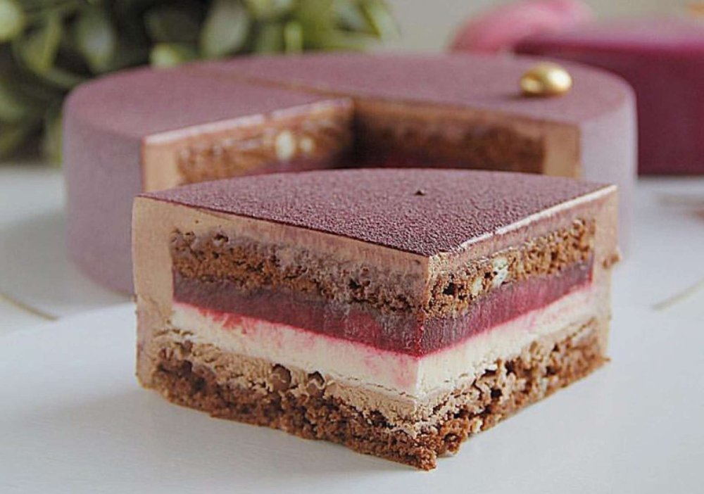 Вишневый муссовый торт