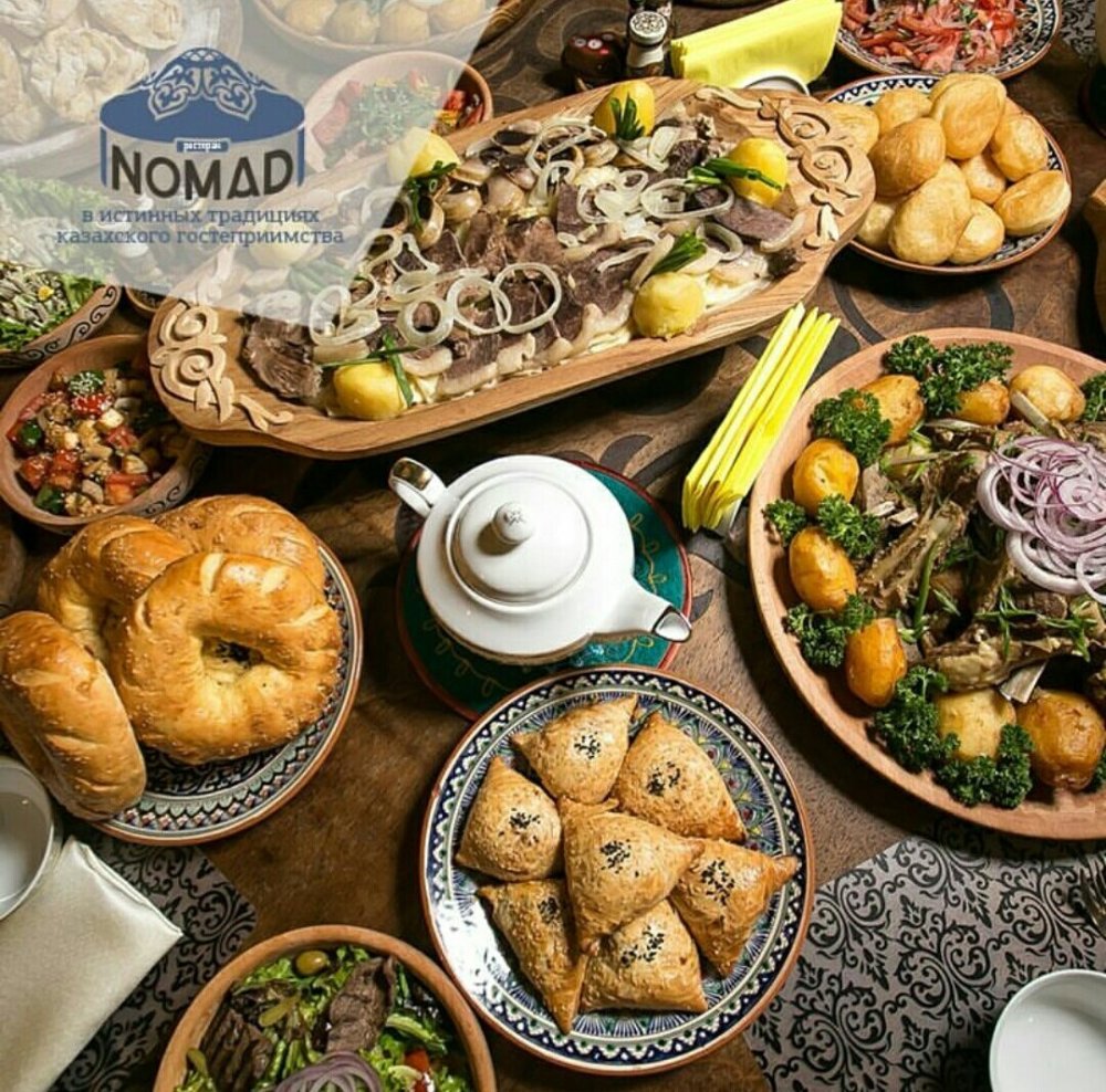Праздничный казахский дастархан