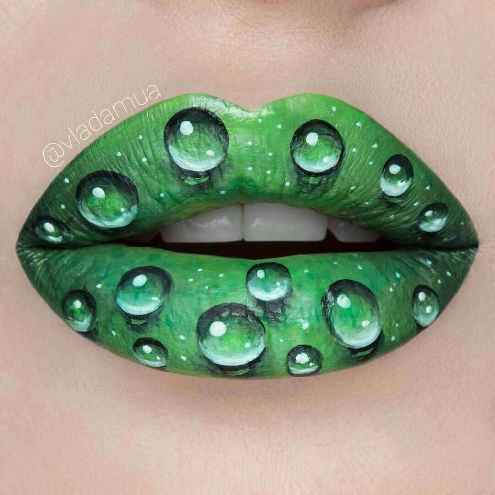 Макияж с зелеными губами
