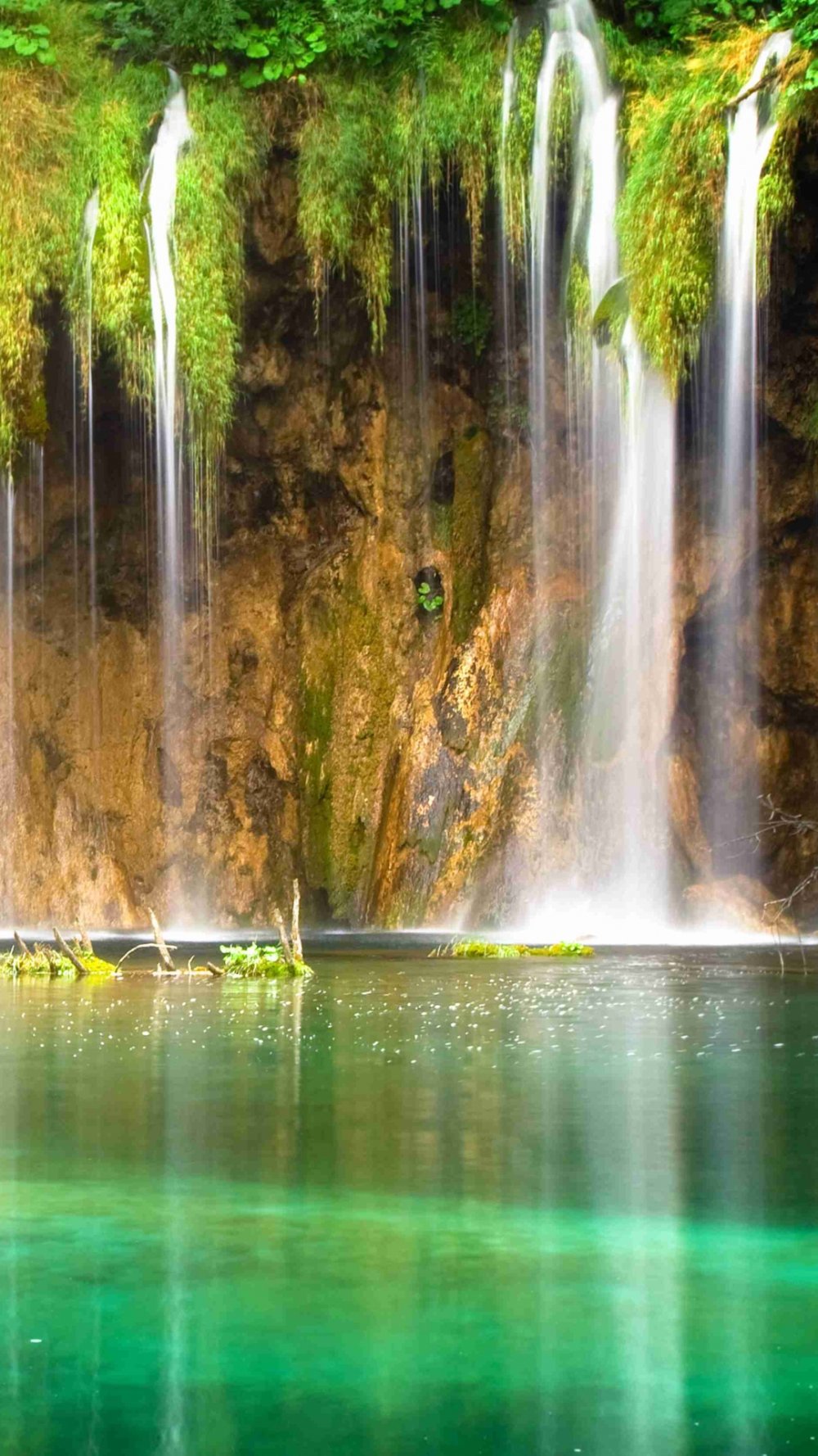 Нуранг водопад